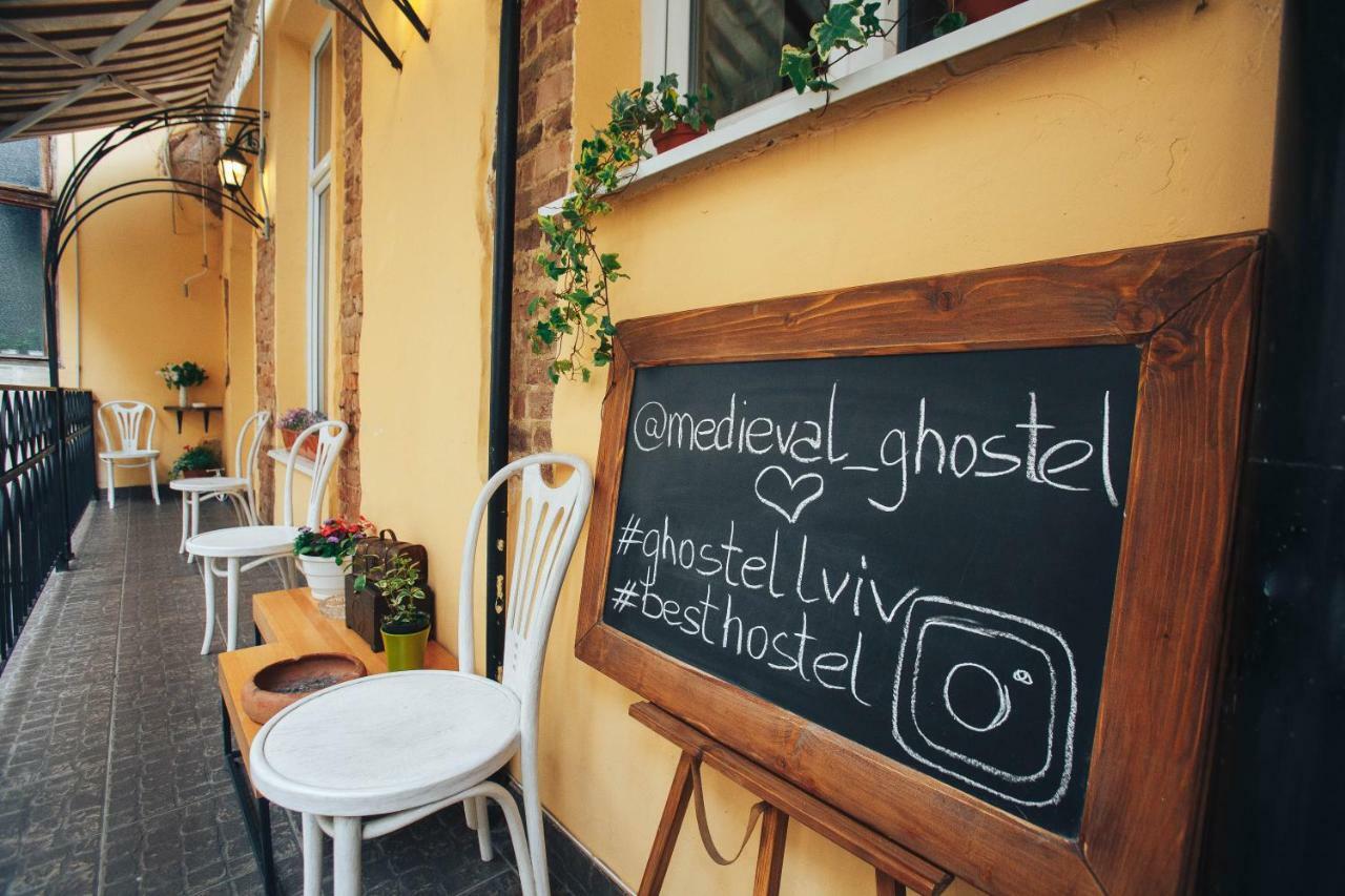 Ghostel - Medieval Hostel Lviv Kültér fotó